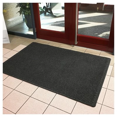 3'x5' Solid Dotted Doormat Black - HomeTrax 5 3'x5' Solid Dotted Doormat Black - HomeTrax - Image 3