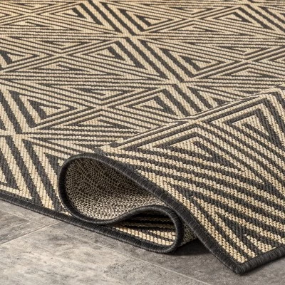 NuLOOM Harvey Abstract Trellis Indoor And Outdoor Area Rug 5 NuLOOM Harvey Abstract Trellis Indoor And Outdoor Area Rug - Image 3