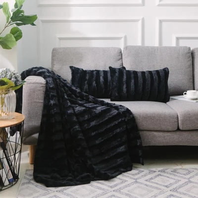 Cheer Collection Ultra Soft Faux Fur Throw Blanket 8 Cheer Collection Ultra Soft Faux Fur Throw Blanket - Image 6