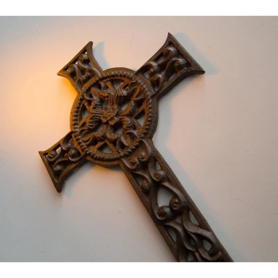 Juvale Irish Celtic Cross Decoration Wrought Iron Metal Cross For Christian And Religious Art Lovers, 11.5 X 7.7 Inches 6 Juvale Irish Celtic Cross Decoration Wrought Iron Metal Cross For Christian And Religious Art Lovers, 11.5 X 7.7 Inches - Image 4