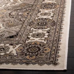 3'3"x4'7" Medallion Loomed Accent Rug Ivory - Safavieh