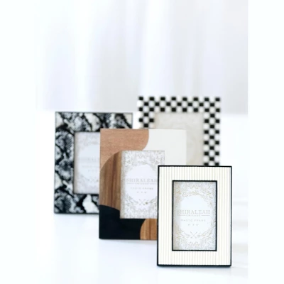 Shiraleah Paris Textured 4x6 Picture Frame 5 Shiraleah Paris Textured 4x6 Picture Frame - Image 3