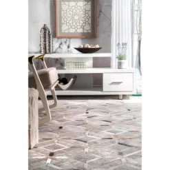 NuLOOM Handmade Cowhide Chanda Area Rug 10 NuLOOM Handmade Cowhide Chanda Area Rug -Fashion Home Decor Store GUEST dc8d9b08 ea26 470f b79f c7a1f3467fef