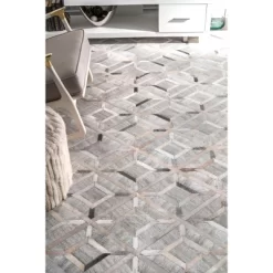 NuLOOM Handmade Cowhide Chanda Area Rug 11 NuLOOM Handmade Cowhide Chanda Area Rug -Fashion Home Decor Store GUEST e71f43b1 7918 4292 9f7c 0665463e637b